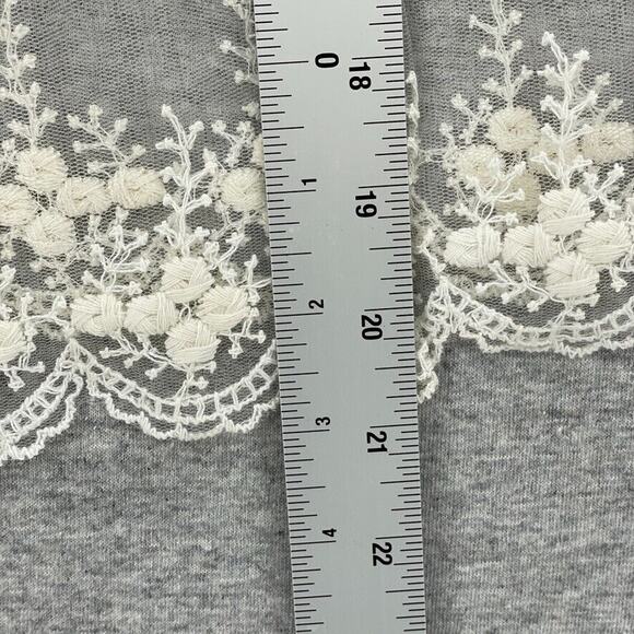 Mistic Prysm Blouse Womens Small White Cold Shoulder Lace Pleated Button Up NEW - Picture 10 of 11